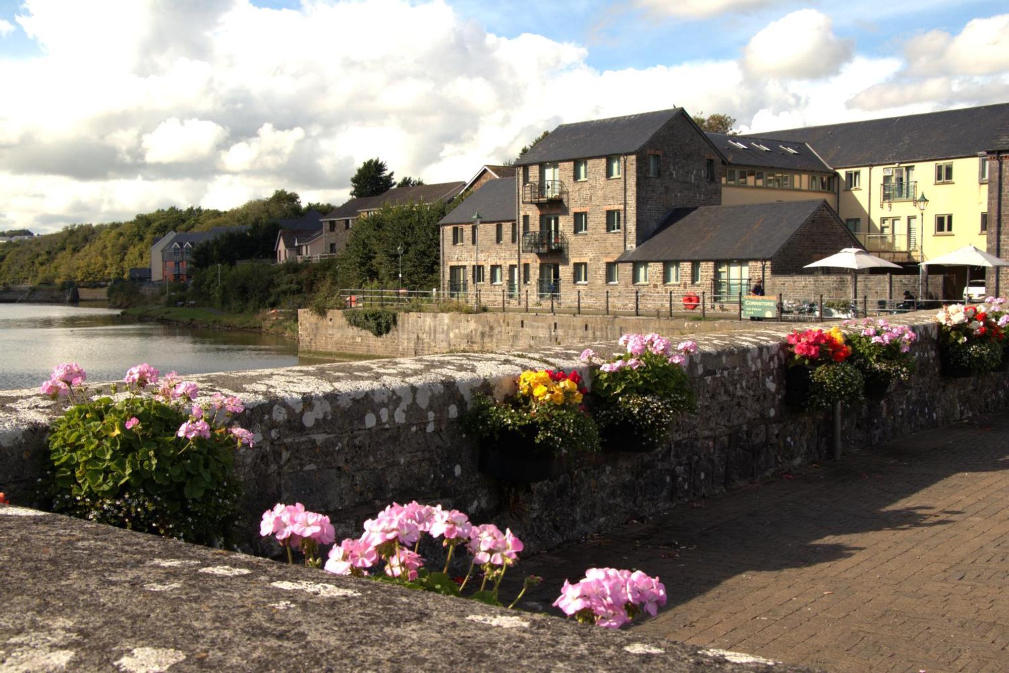 Apartamento Castle Pond House Pembroke Exterior foto