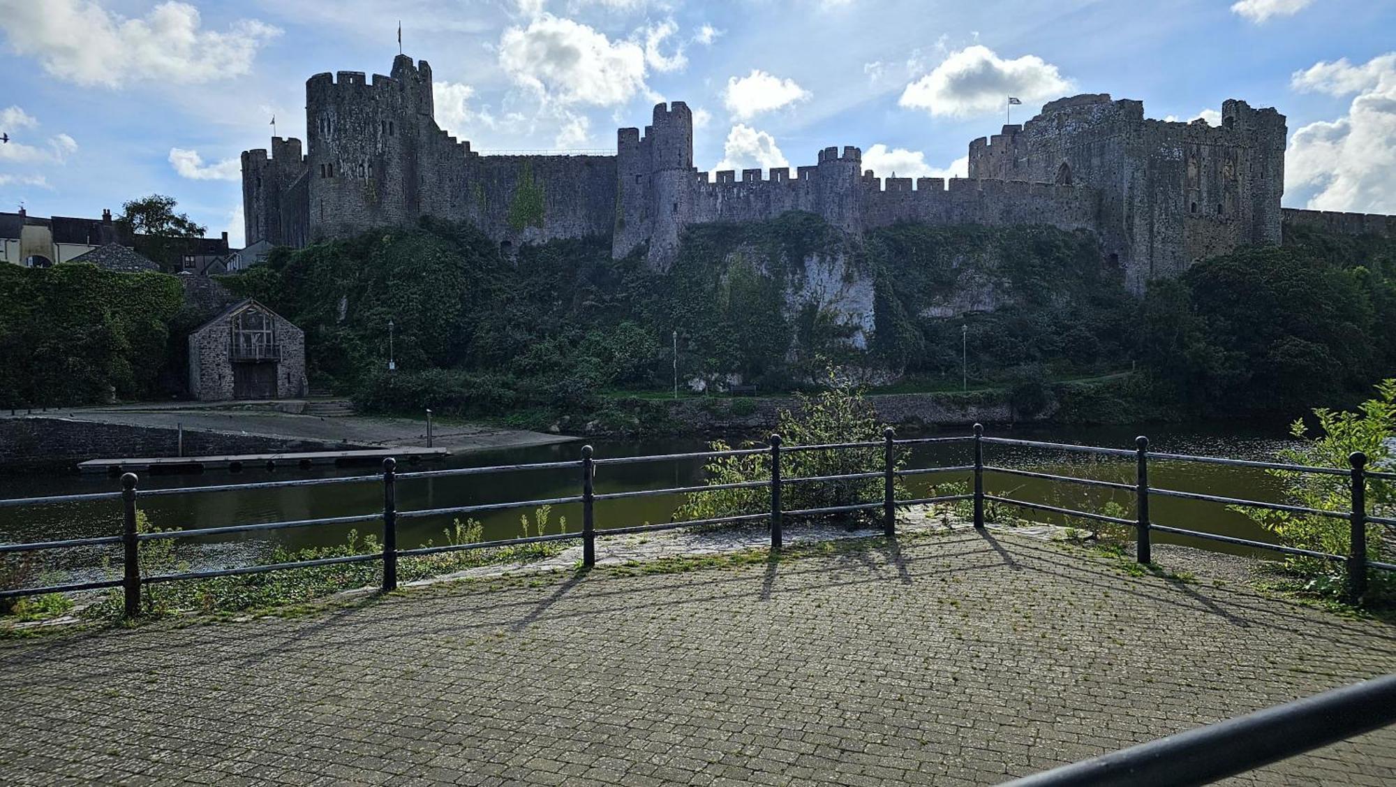 Apartamento Castle Pond House Pembroke Exterior foto